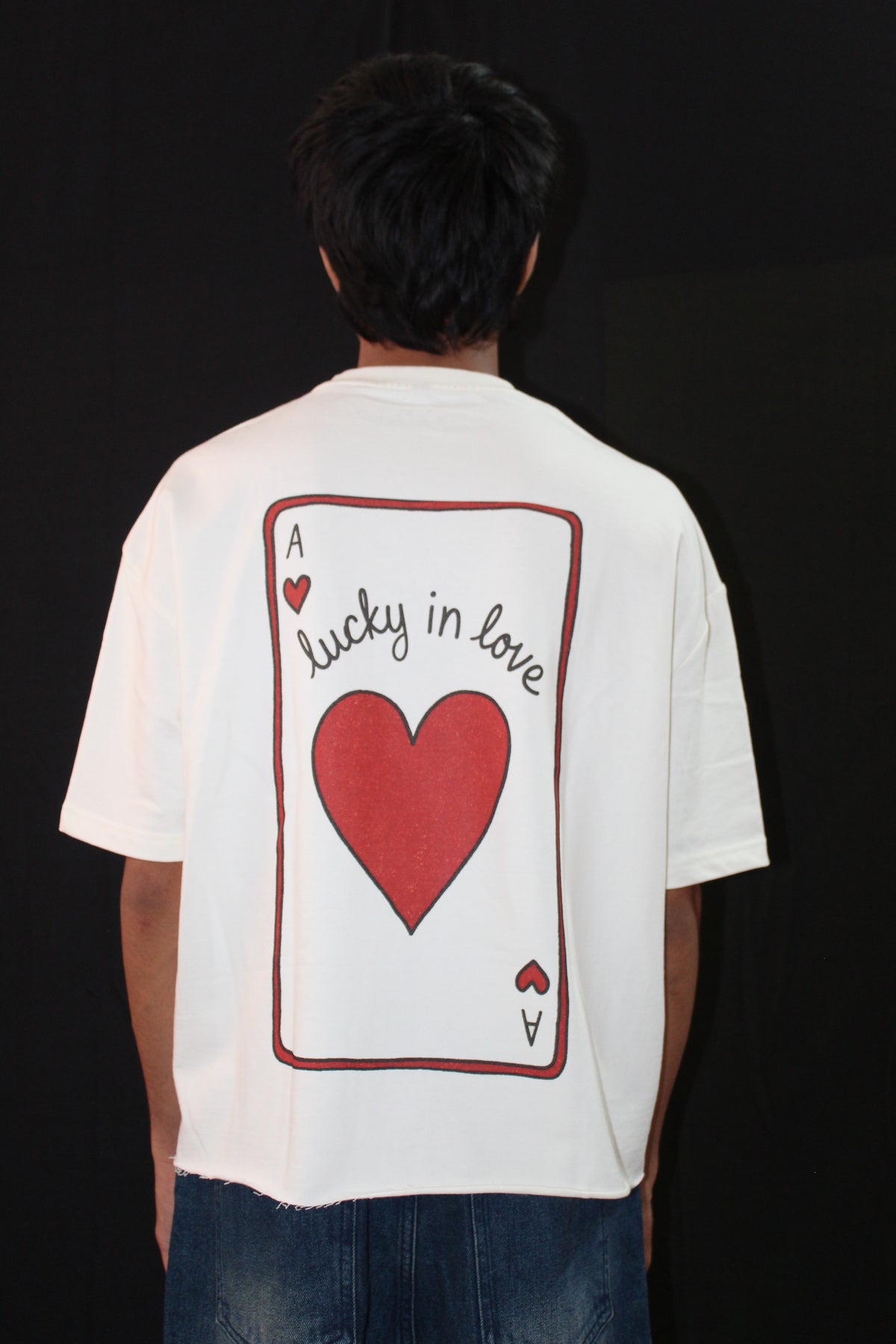 WHITE BOXY TSHIRT -THE LUCKIEST
